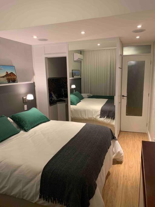 Apartamento Studio em Ipanema a menos de 3 minutos a pé da praia