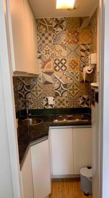 Apartamento Studio em Ipanema a menos de 3 minutos a pé da praia