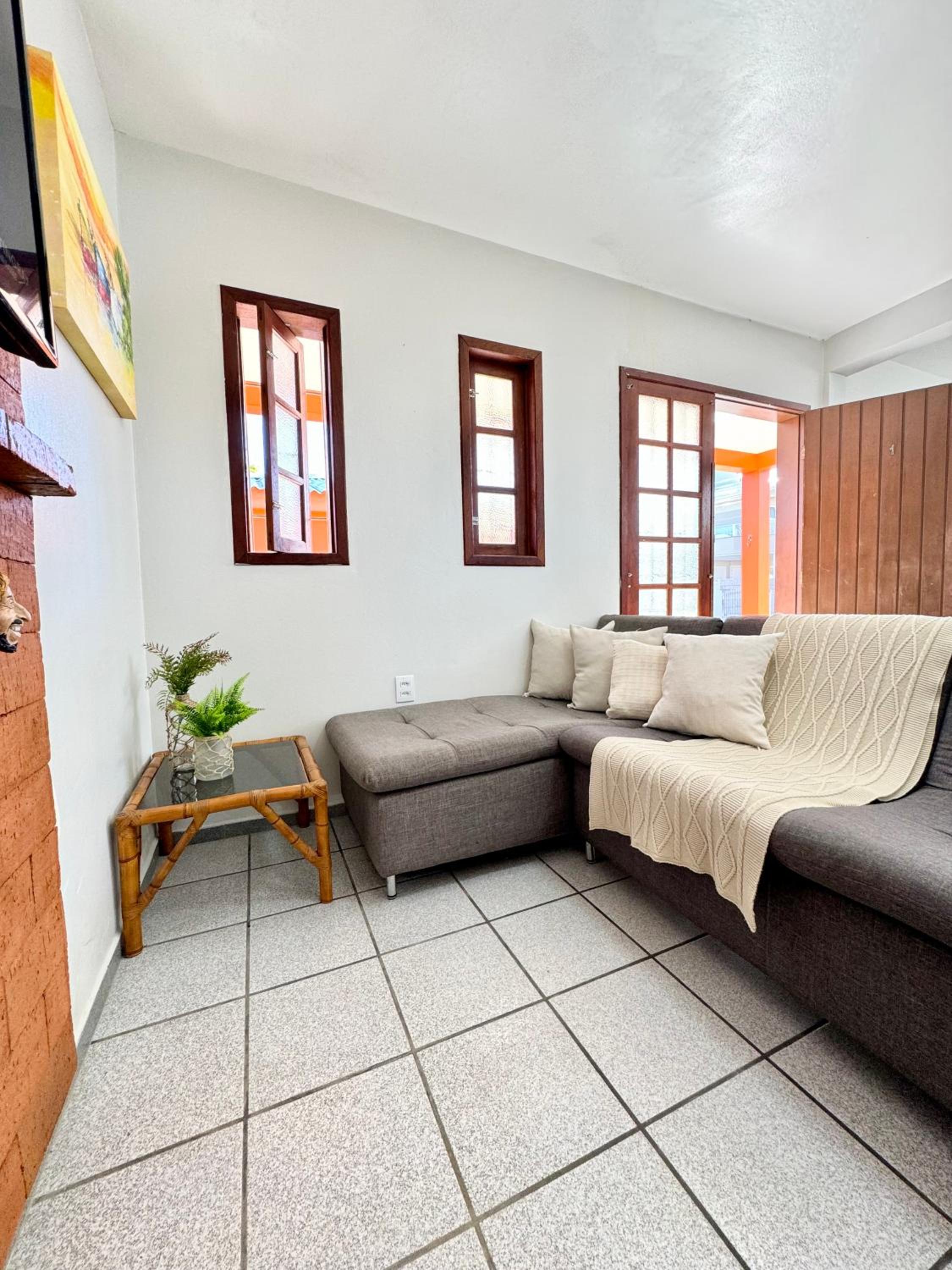 RJ Residencial Nosso Sonho Duplex com Piscina a 130m da Praia do Sonho
