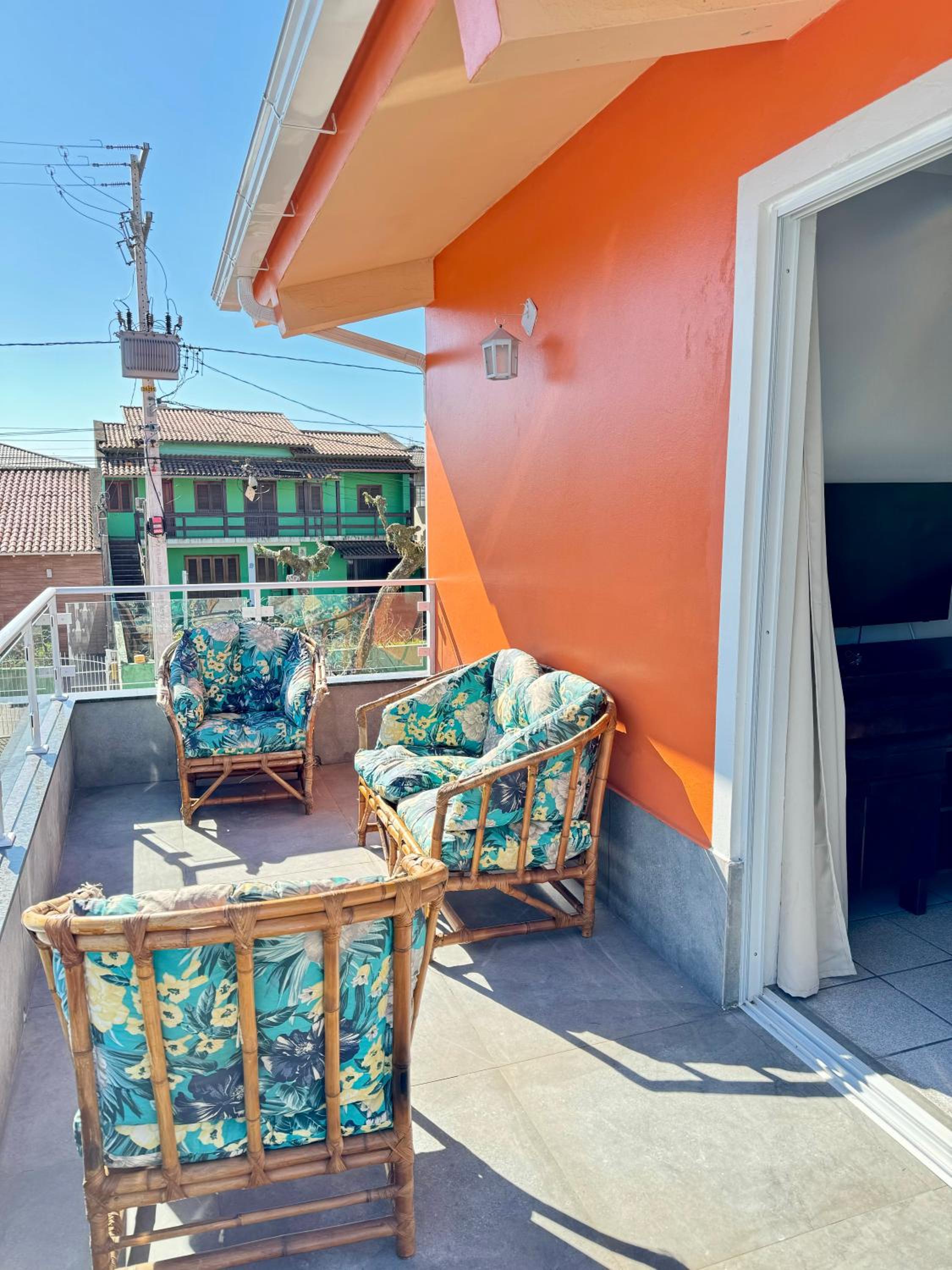 RJ Residencial Nosso Sonho Duplex com Piscina a 130m da Praia do Sonho