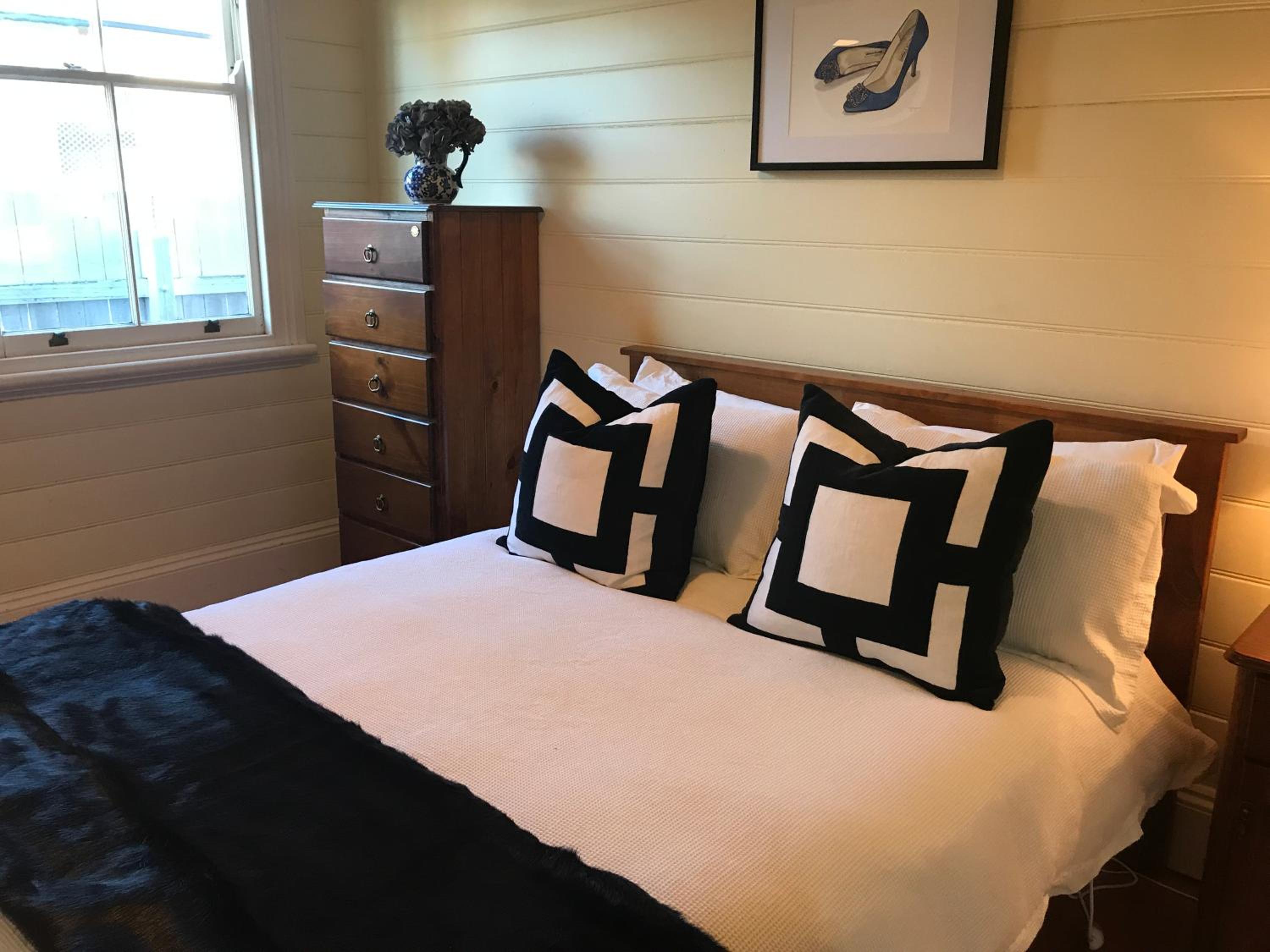 Belltrees - Central, Cosy and Convenient