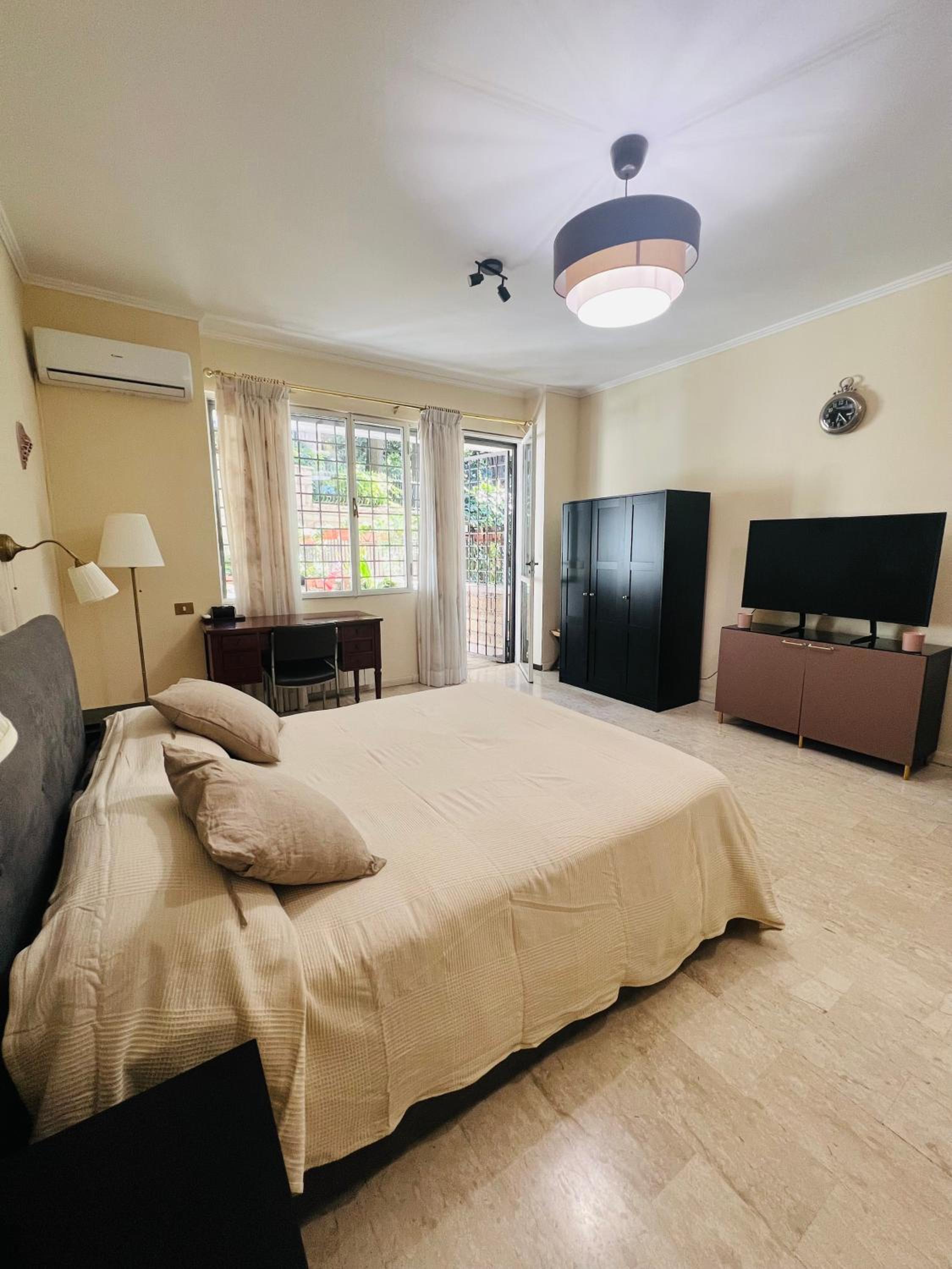 Smeralda Fleming Suite