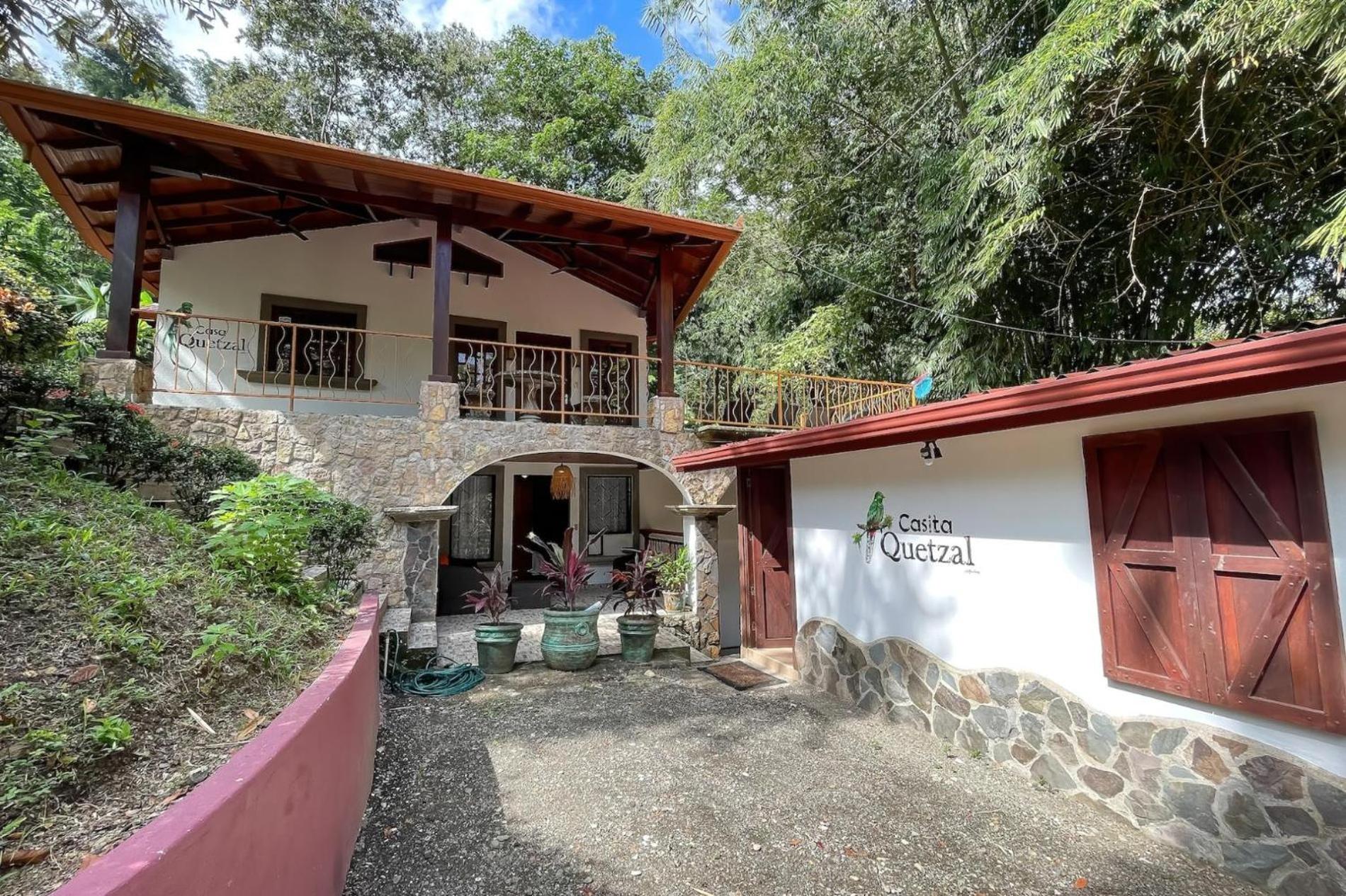 Restful Casa Quetzal Rainforest Retreat