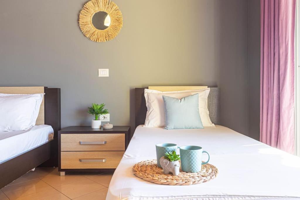 Potam'Sea Bliss 34- Beach Front, Sun Beds & Parking