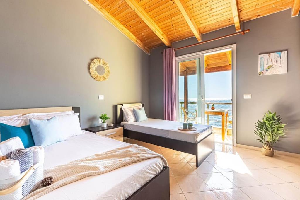 Potam'Sea Bliss 34- Beach Front, Sun Beds & Parking