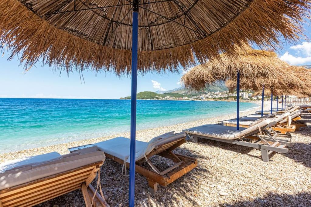 Potam'Sea Bliss 34- Beach Front, Sun Beds & Parking