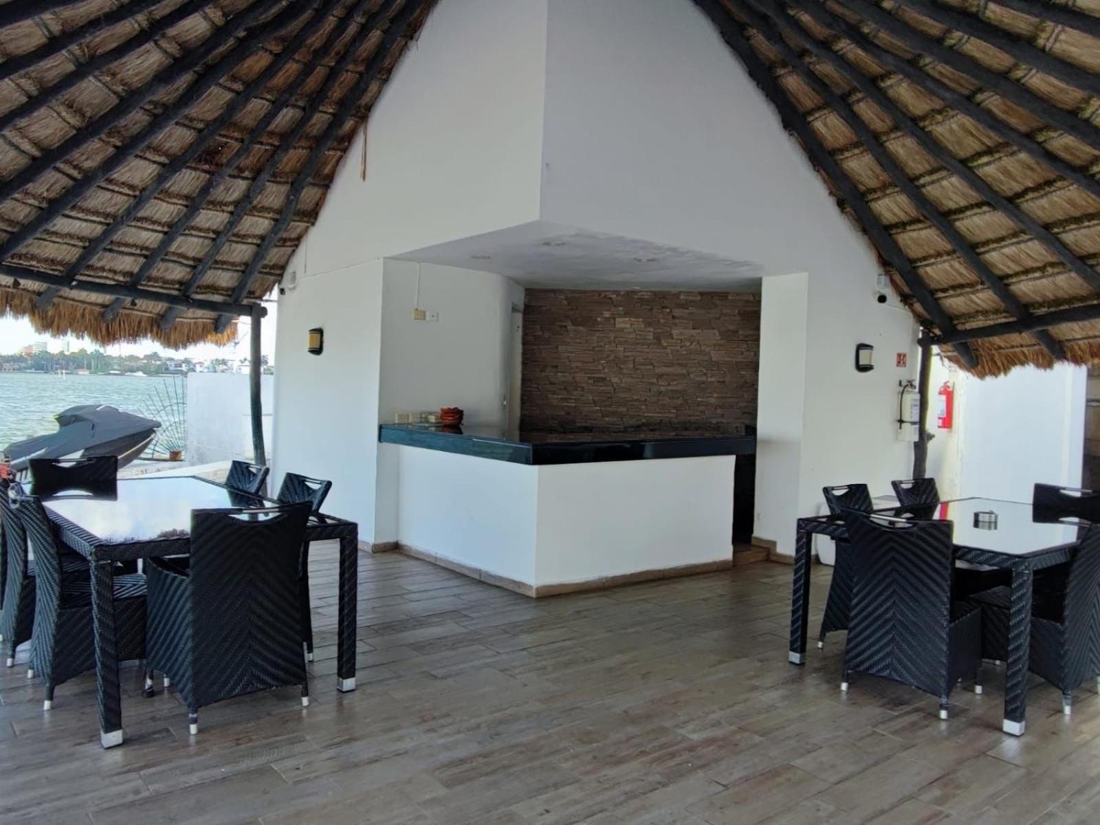 La casa de los dioses