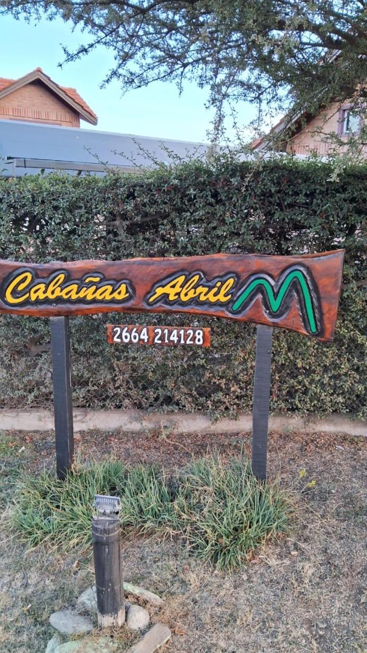 Cabañas Abril