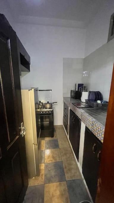 Medo's Luxury Houses - large studio