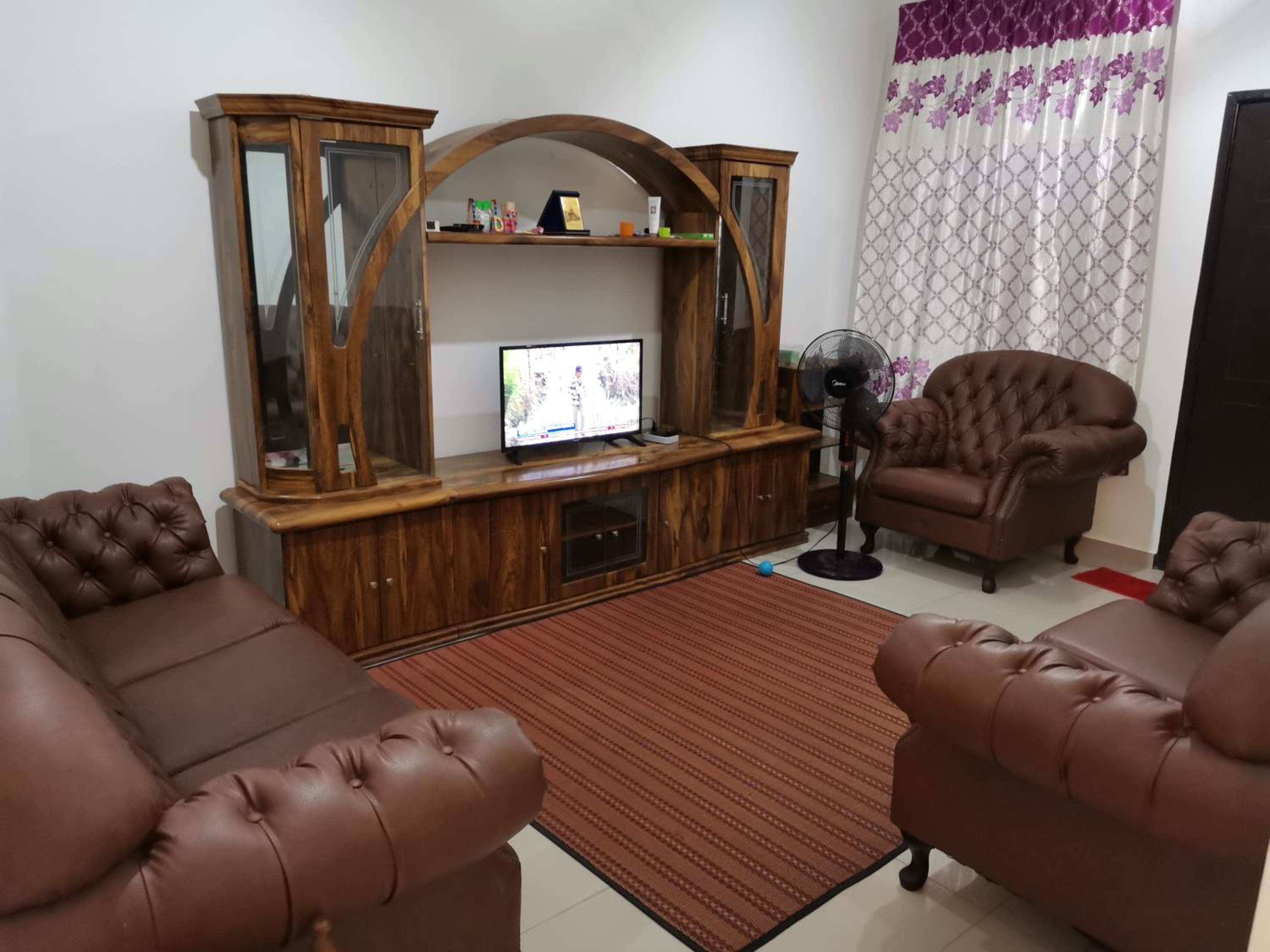 Dheeya Homestay