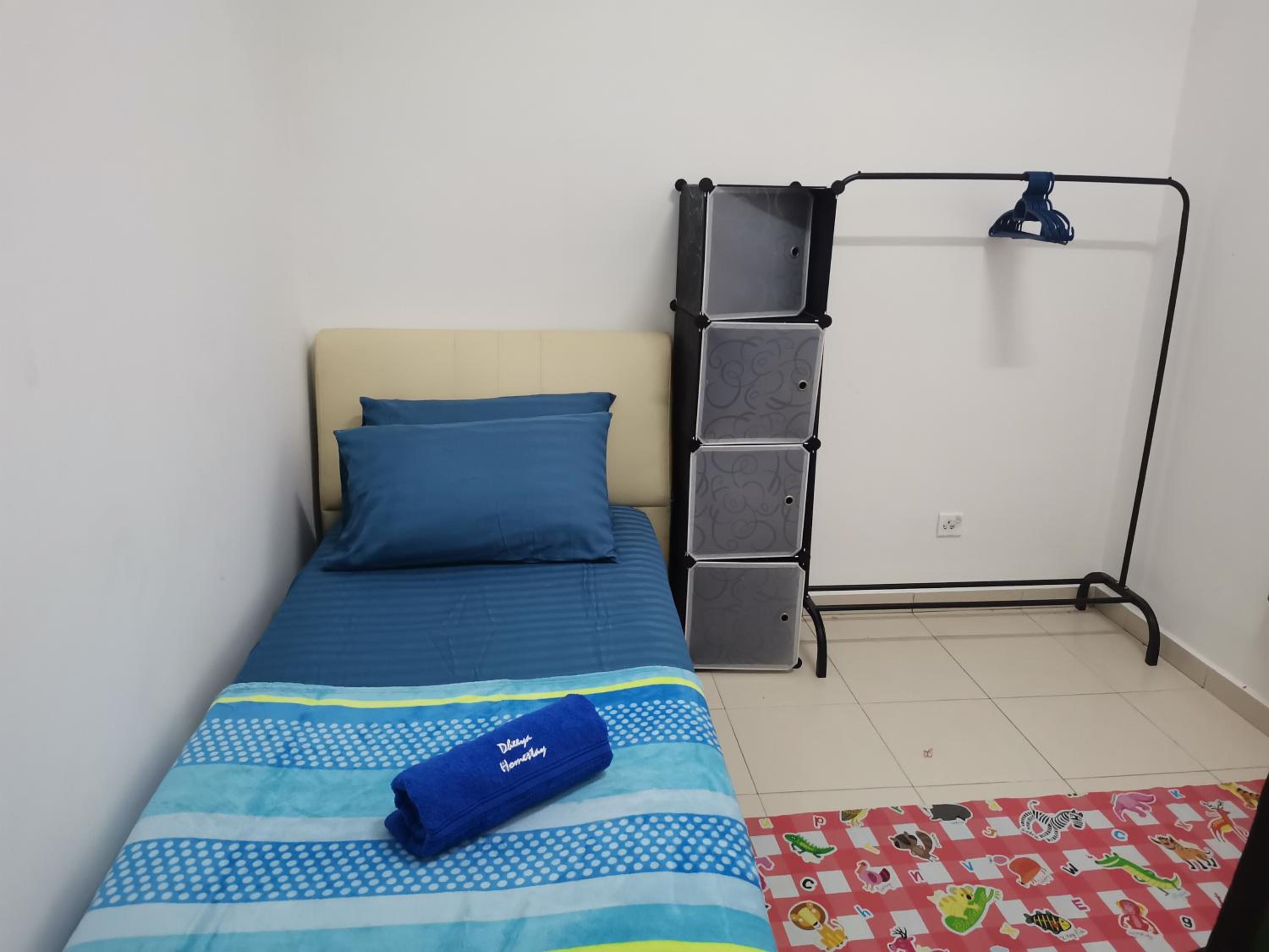 Dheeya Homestay