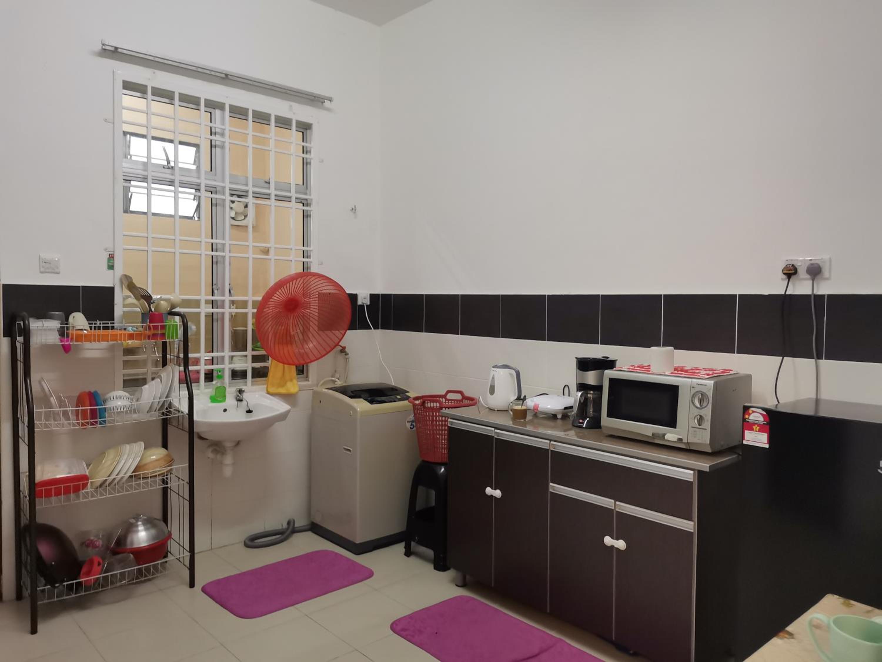 Dheeya Homestay