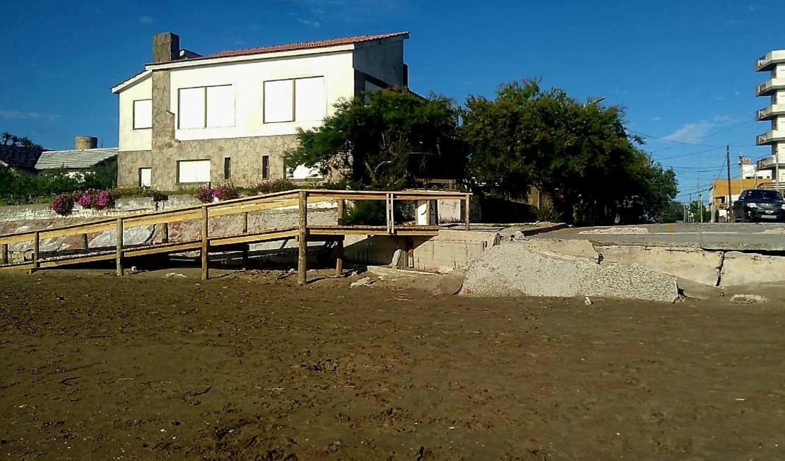 Casa a 50mts del Mar con Parque 10personas 4 Habitaciones 2 Baños Playa Centro y Peatonal