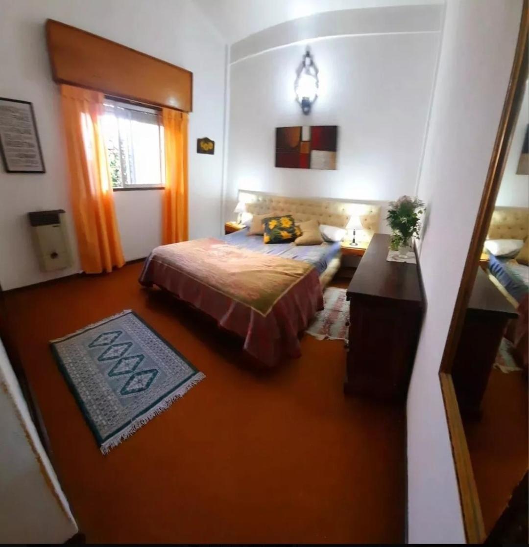 Casa a 50mts del Mar con Parque 10personas 4 Habitaciones 2 Baños Playa Centro y Peatonal