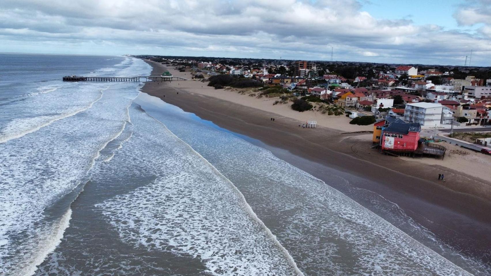 Casa a 50mts del Mar con Parque 10personas 4 Habitaciones 2 Baños Playa Centro y Peatonal