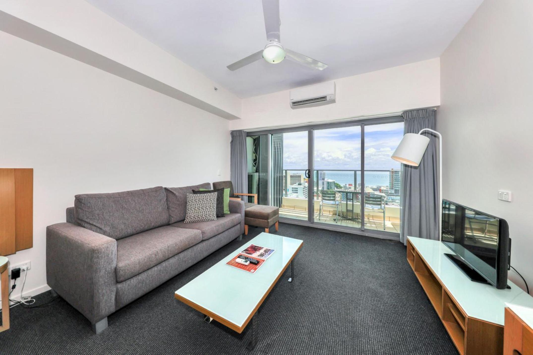 Sensation Sunsets Seaviews I Mantra' Central CBD Apartment