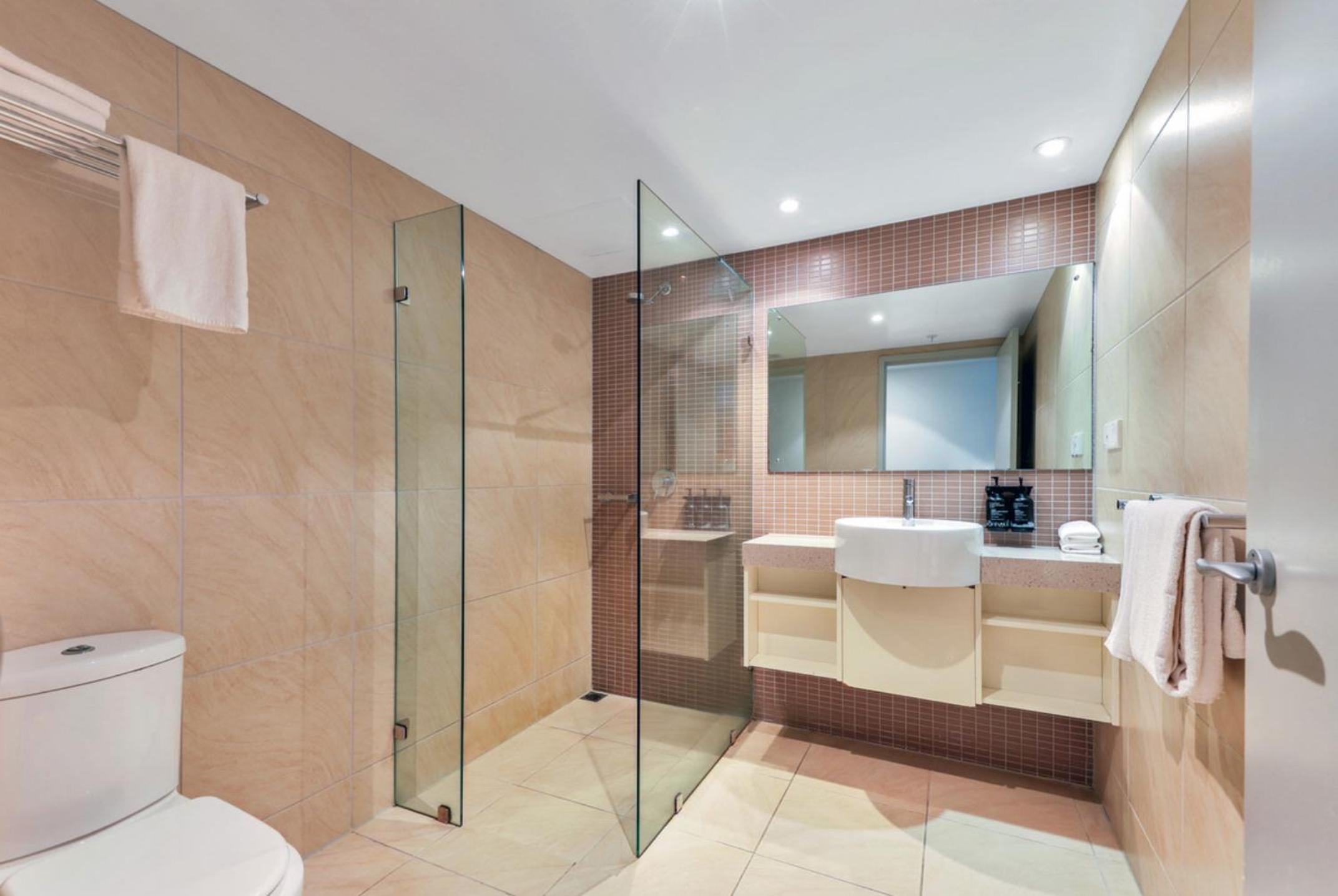 Sensation Sunsets Seaviews I Mantra' Central CBD Apartment