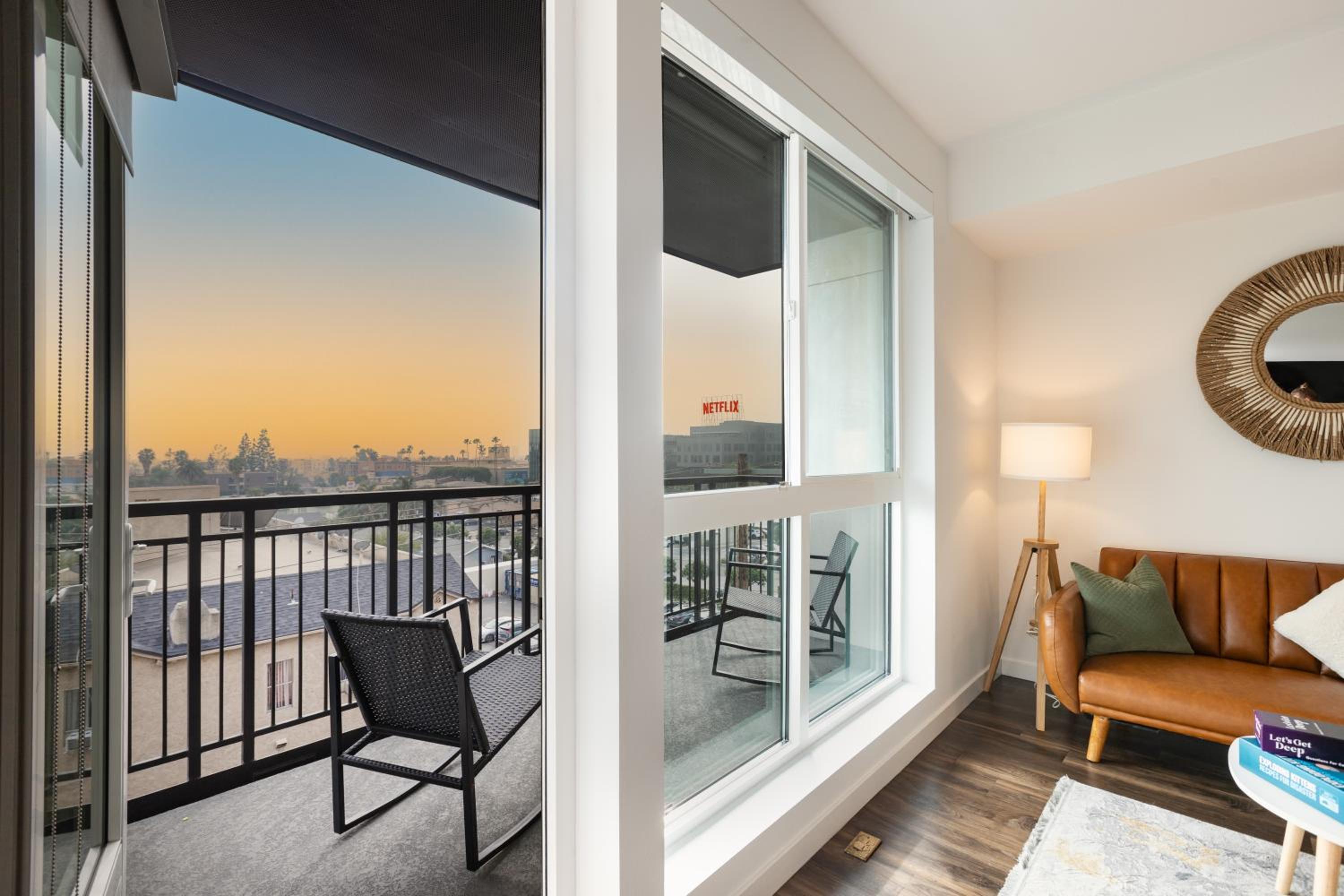 Hotel Beautiful 1br Apt In Hollywood W Pool And Parking