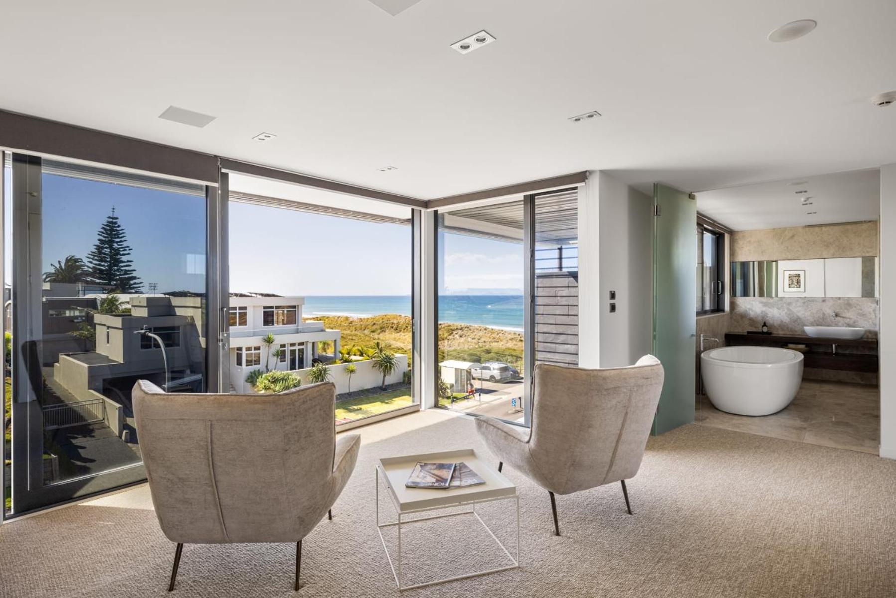 Luxury in Paradise - Sea views and Beach view 3