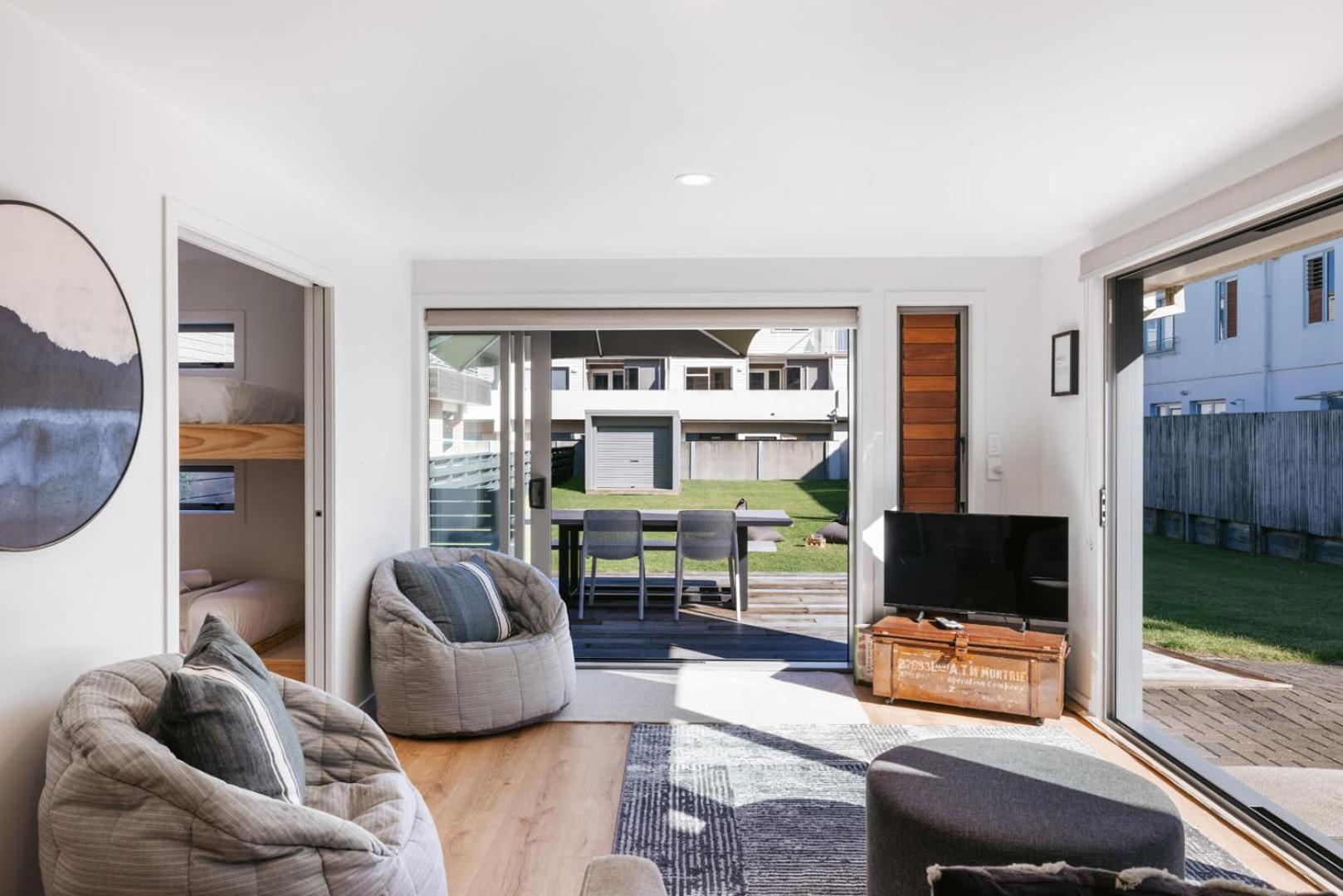The Iconic Kiwi Bach, Full Site Downtown Mount view 3