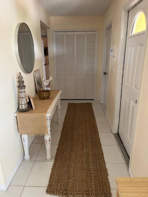 Private Cozy Coastal 3BR with Pool view 4