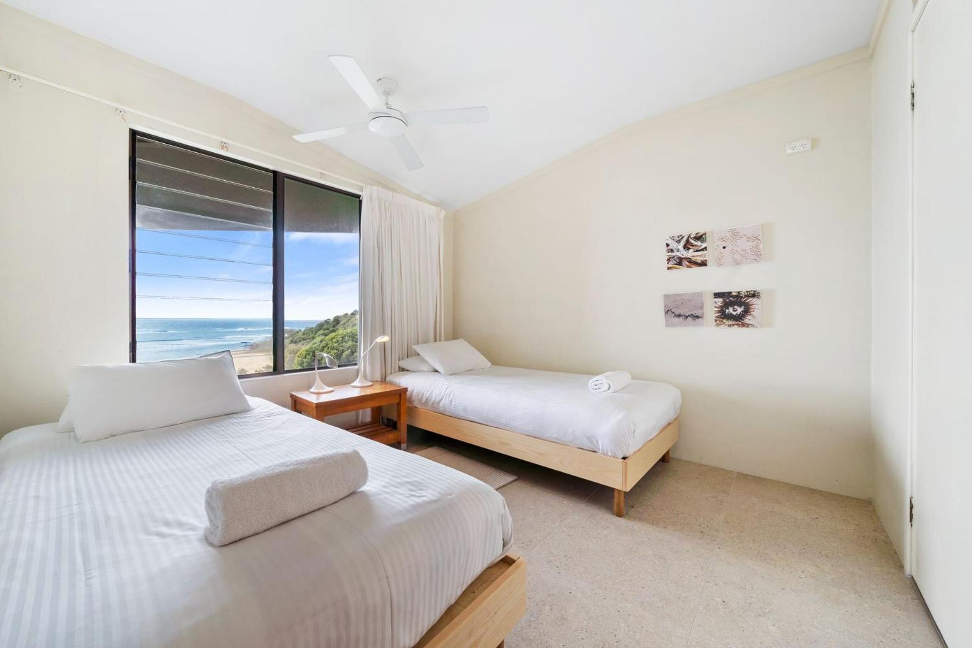 Mintee 1 by Discover Stradbroke