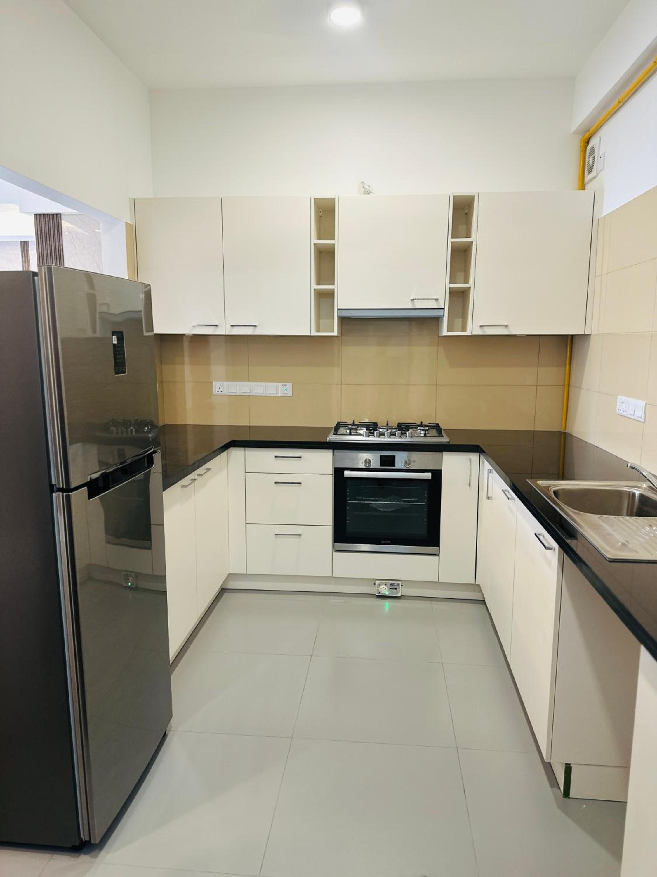 Luxe 3BR Haven at Iconic Galaxy view 5
