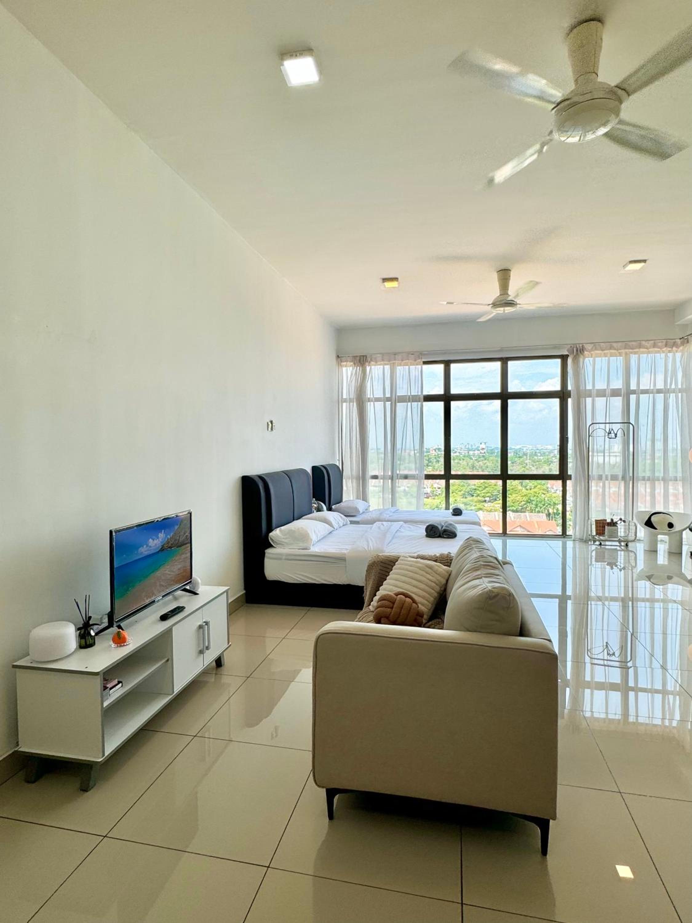 Cozy Studio Mount Austin for 3pax by Dsummer91 Homestay