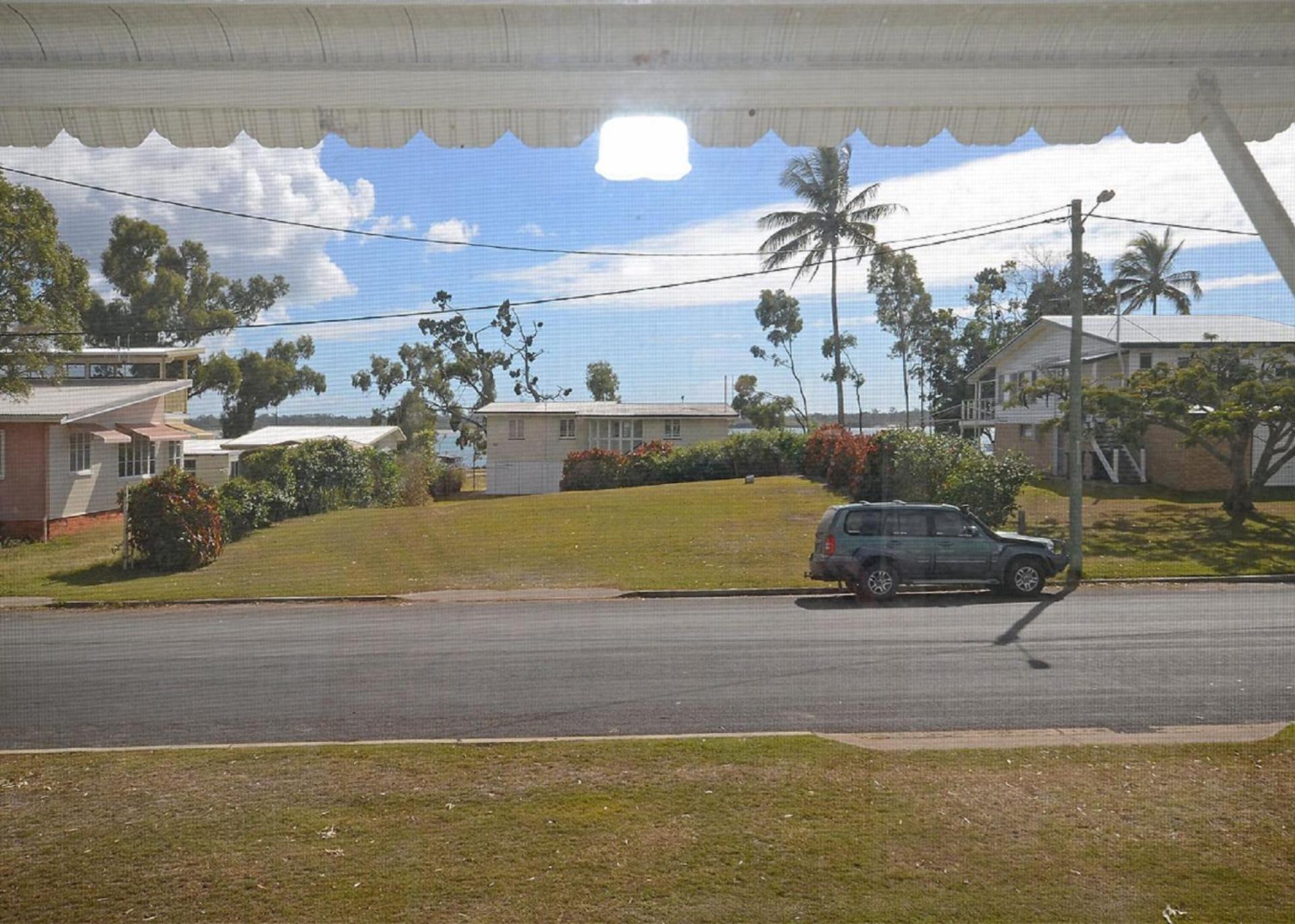 Happy Days - Burrum Heads- Close to Boatramp- 2BR
