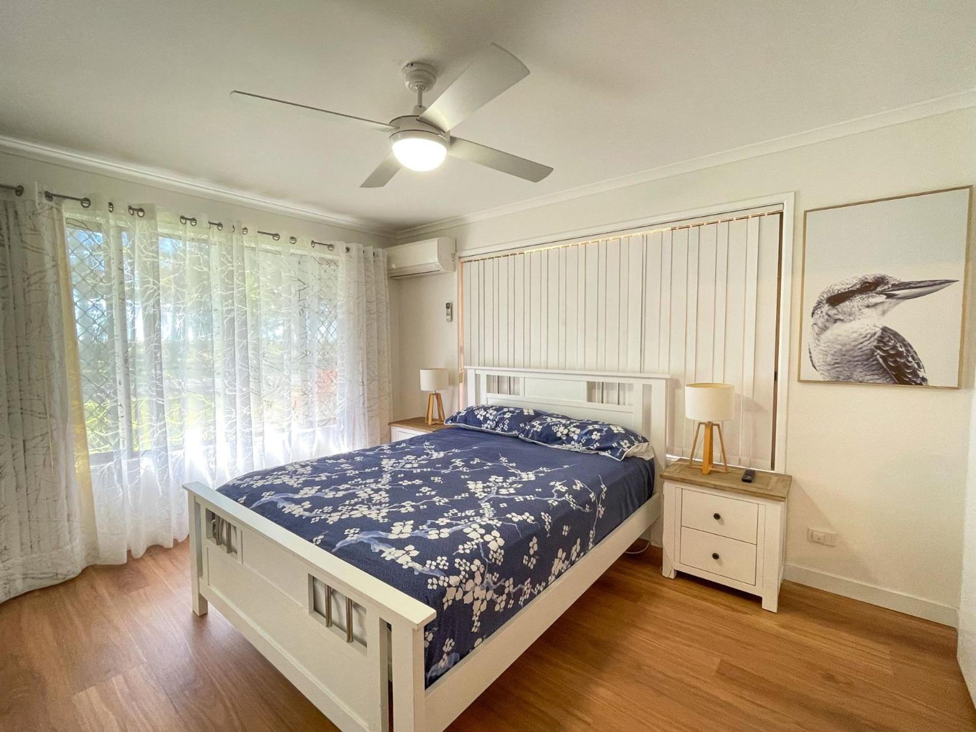 Yolanda - Burrum Heads- Beachfront - 3BR- Aircon