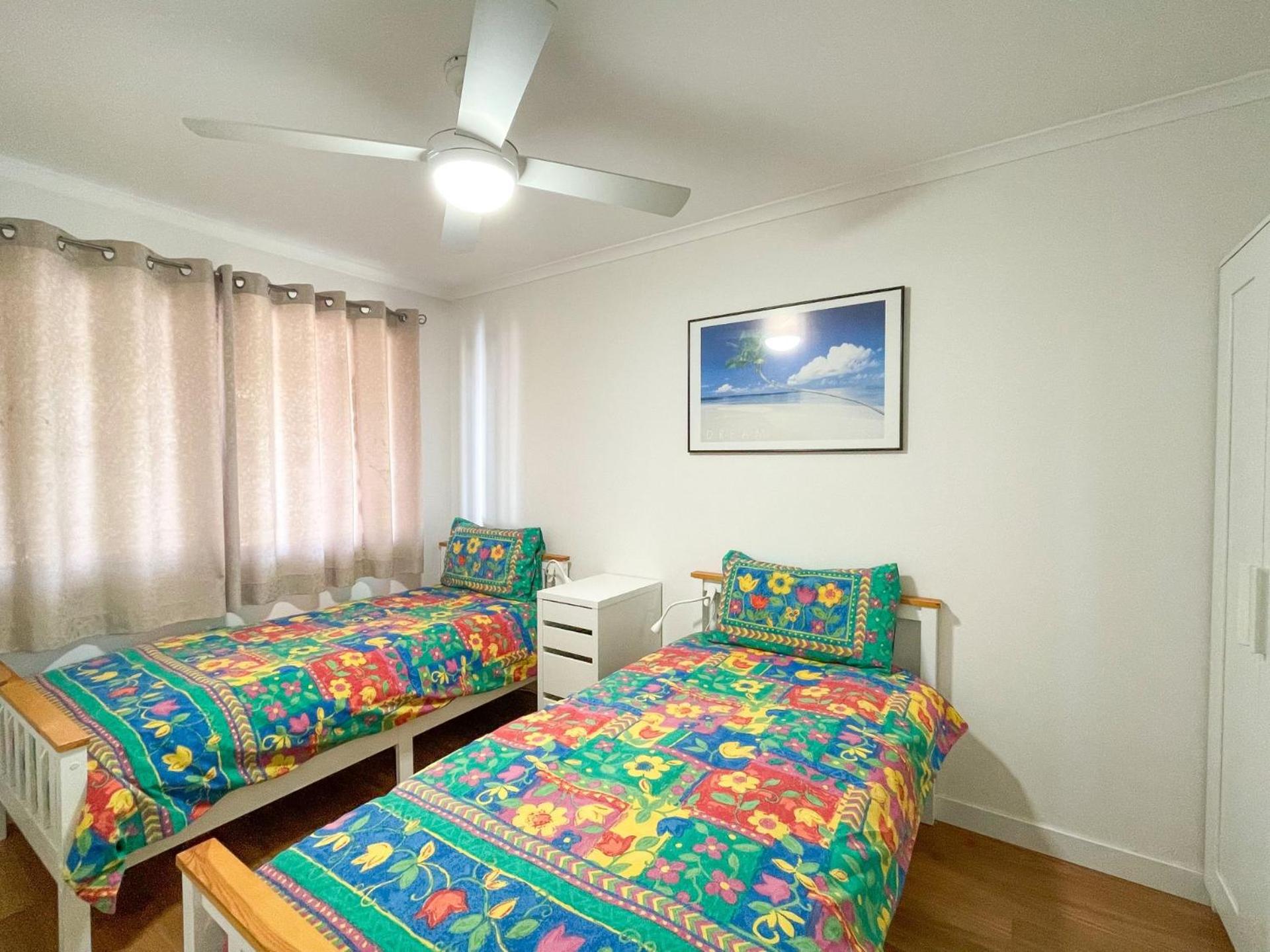 Yolanda - Burrum Heads- Beachfront - 3BR- Aircon