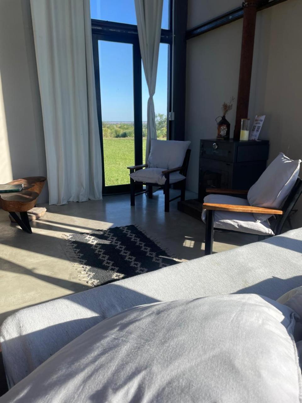 Ita Pora Lodge