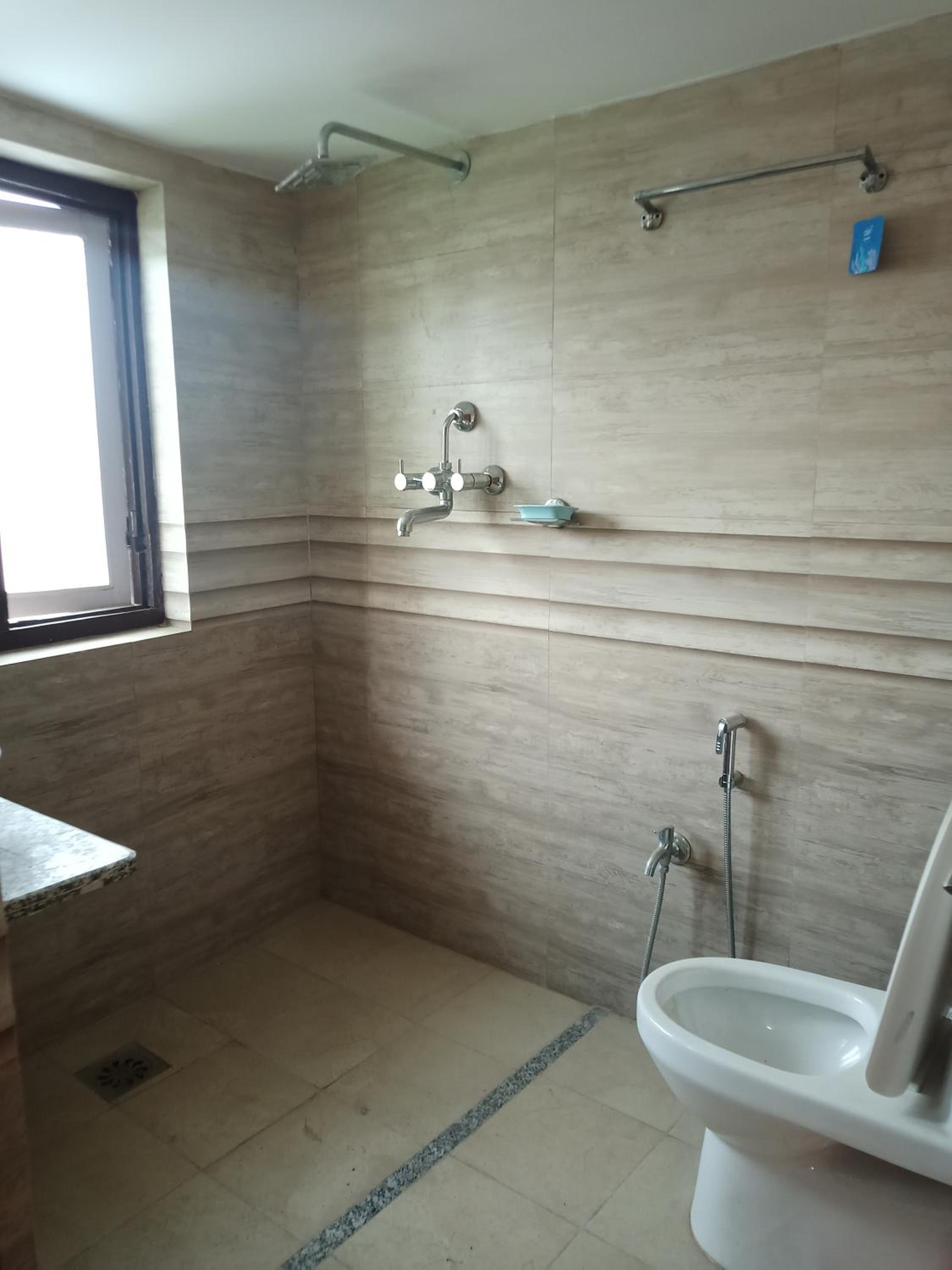 Shared apartment with attached bathroom