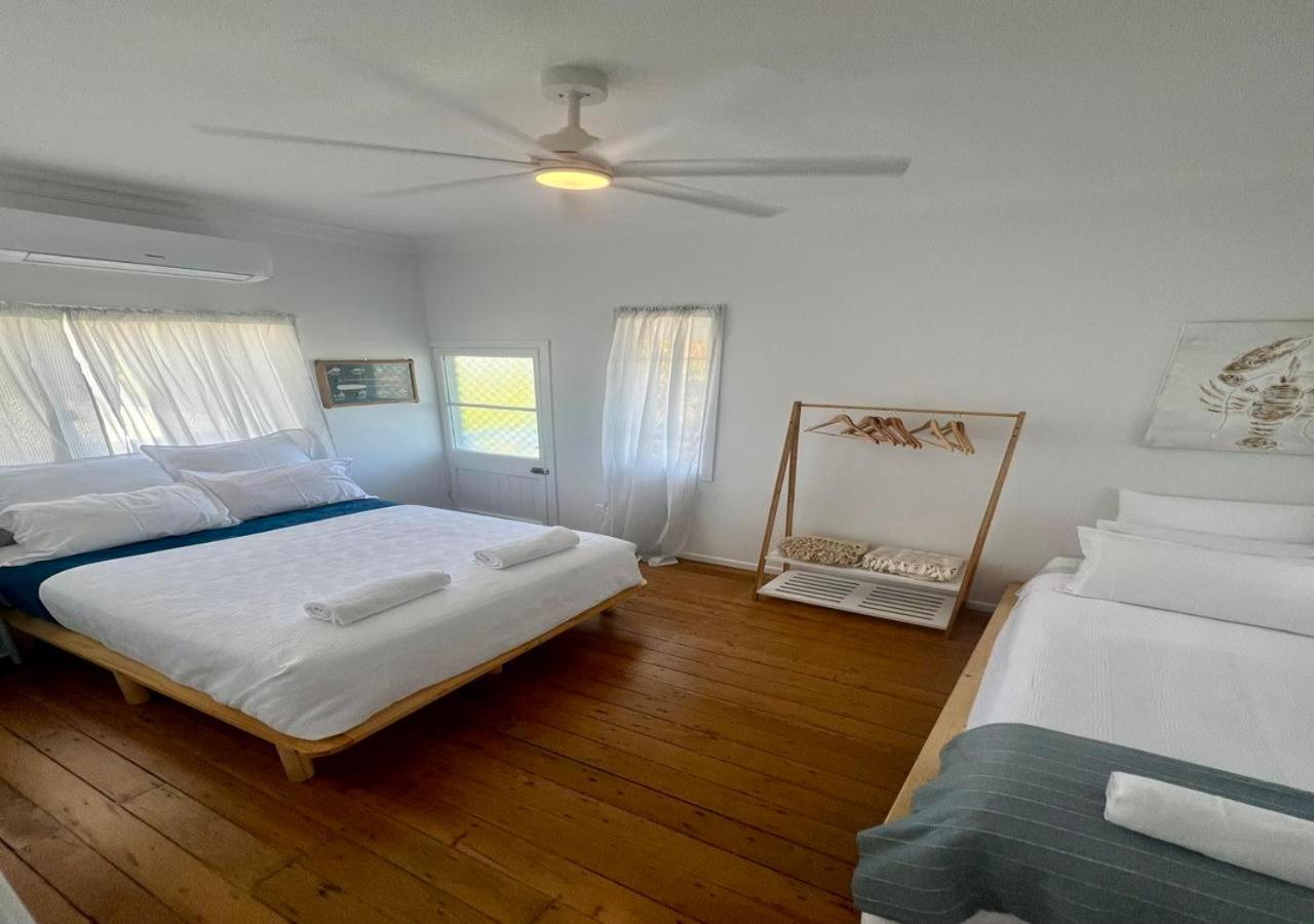 On the Beach, Seaview's, Bowen Beach House