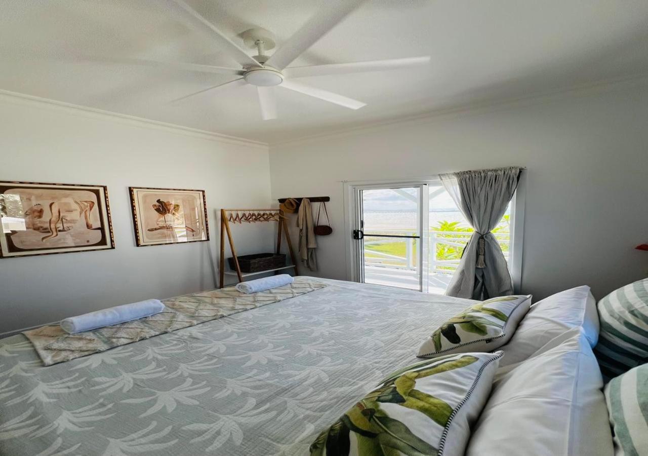 On the Beach, Seaview's, Bowen Beach House