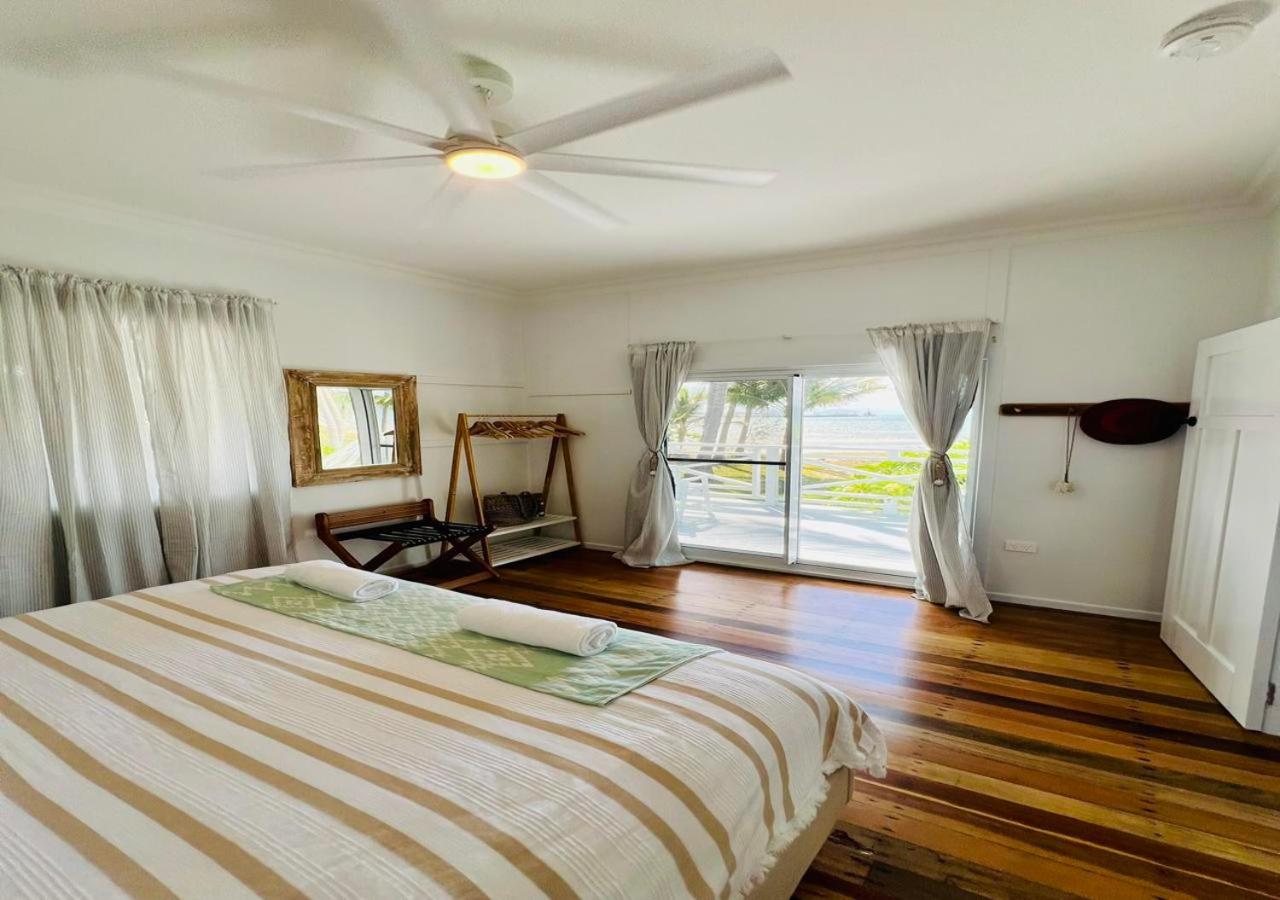 On the Beach, Seaview's, Bowen Beach House