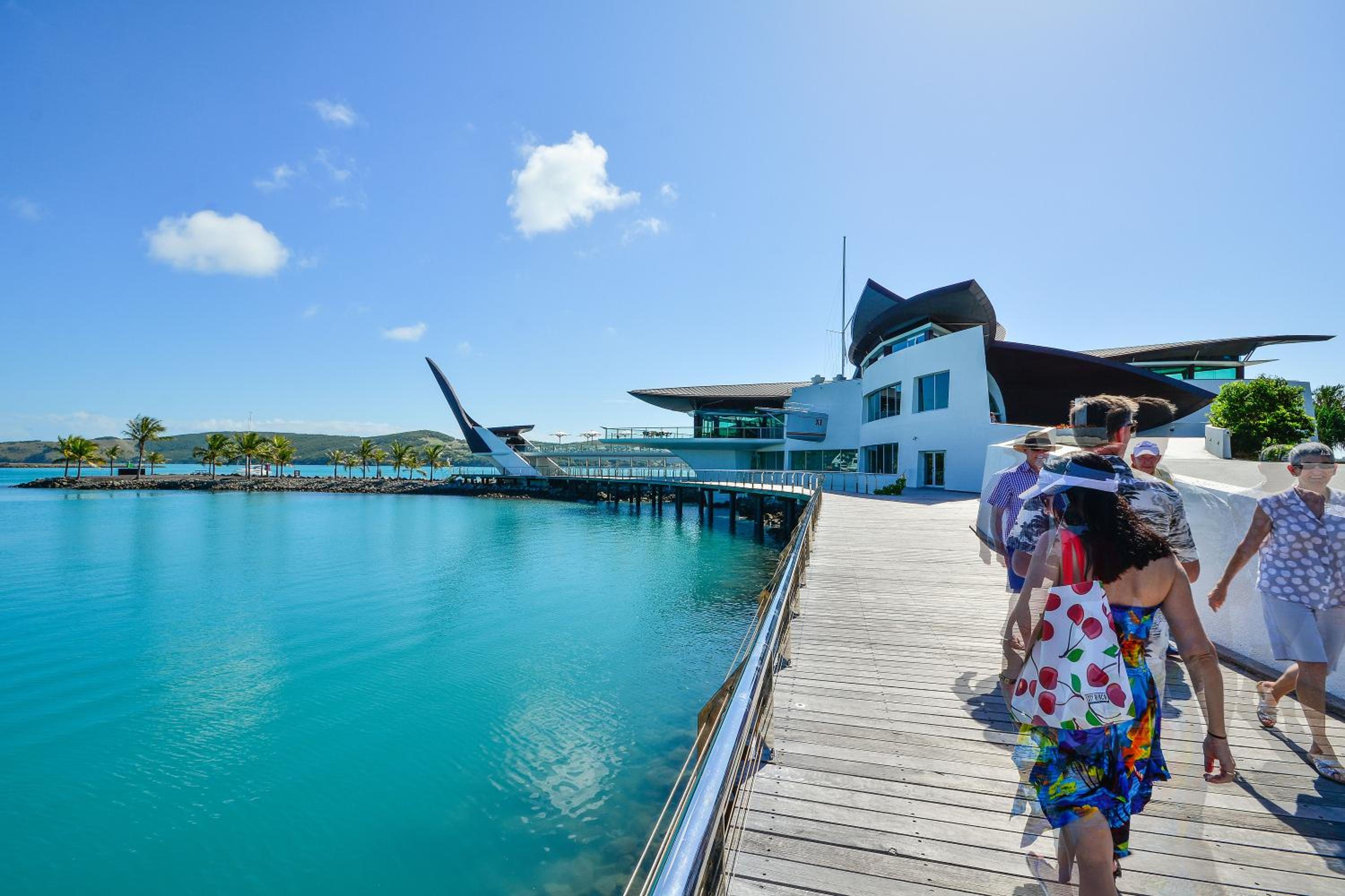 Yacht Club Villa 6 On Hamilton Island - oceanviews, 2 x buggies & valet service
