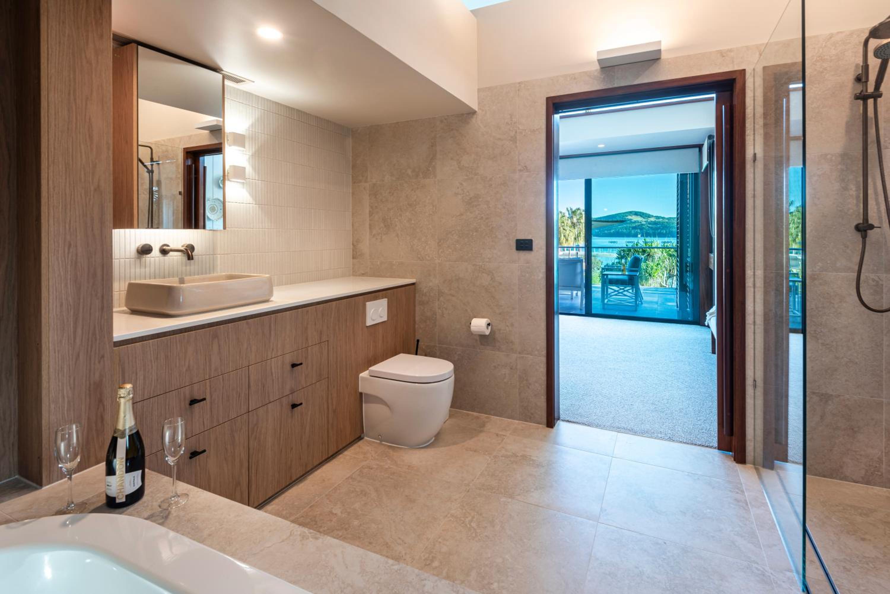 Yacht Club Villa 6 On Hamilton Island - oceanviews, 2 x buggies & valet service
