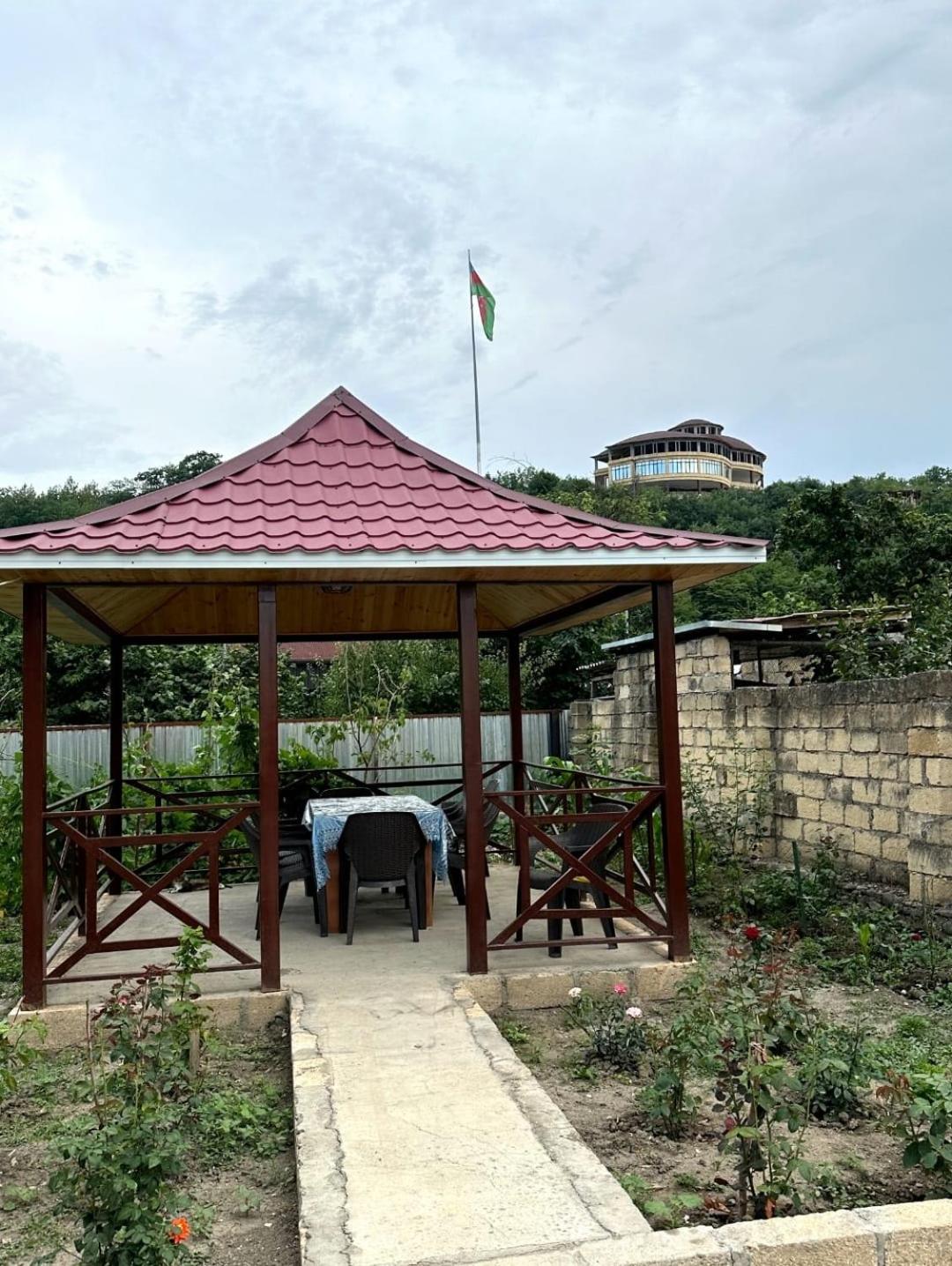 Gusar bungalow