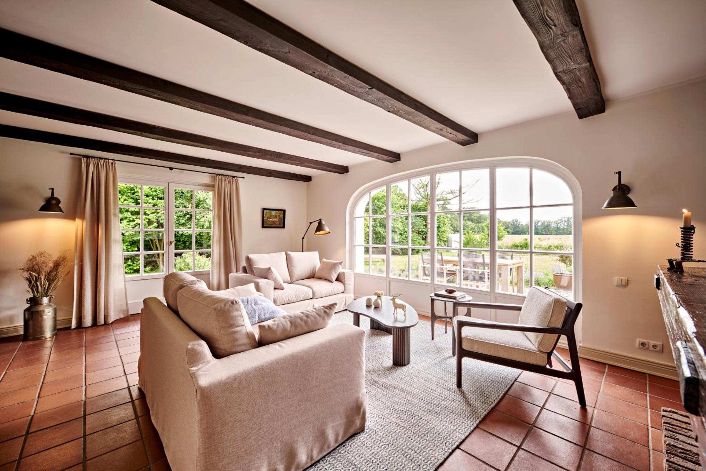 Reetdach-Villa mit Blick in die Natur - 160m² Entspannung pur