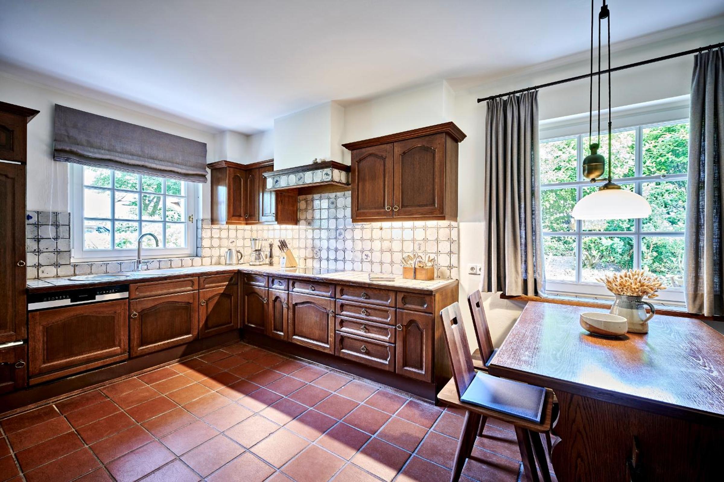 Reetdach-Villa mit Blick in die Natur - 160m² Entspannung pur