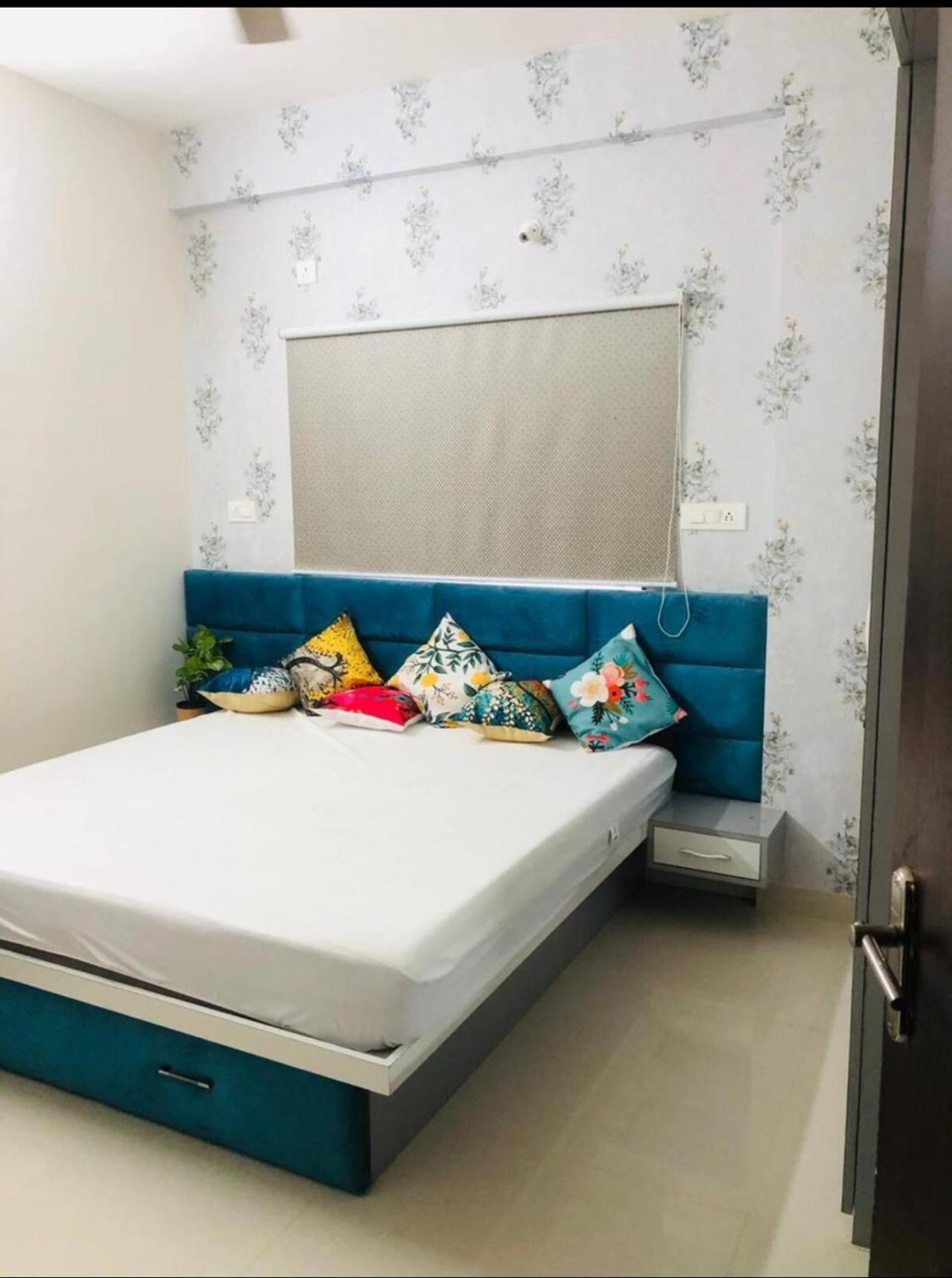 Shobhna Residency Luxurious 2BHK Fully AC Furnished Villa 5 min away from Bhopal International Airport