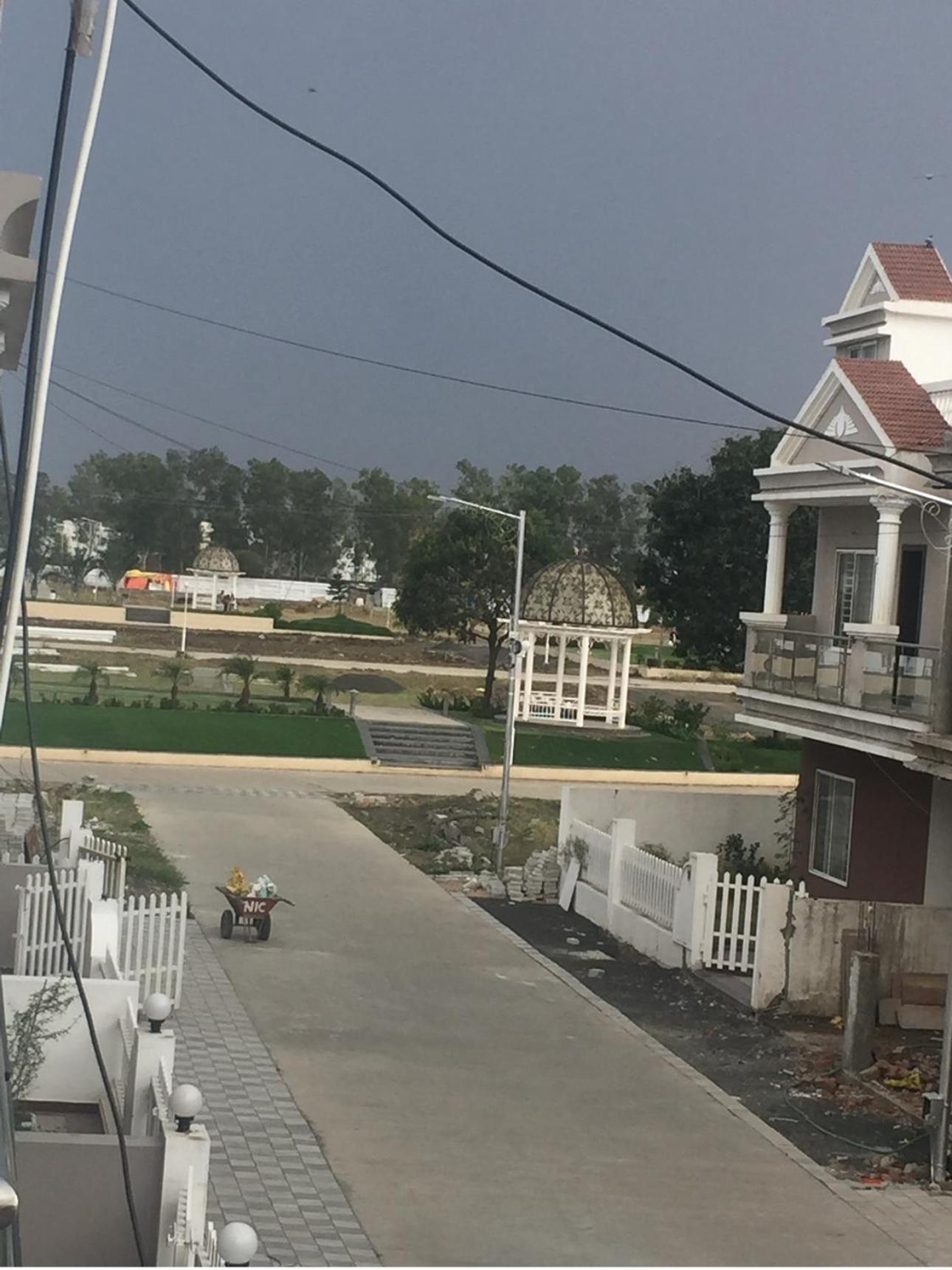Shobhna Residency Luxurious 2BHK Fully AC Furnished Villa 5 min away from Bhopal International Airport