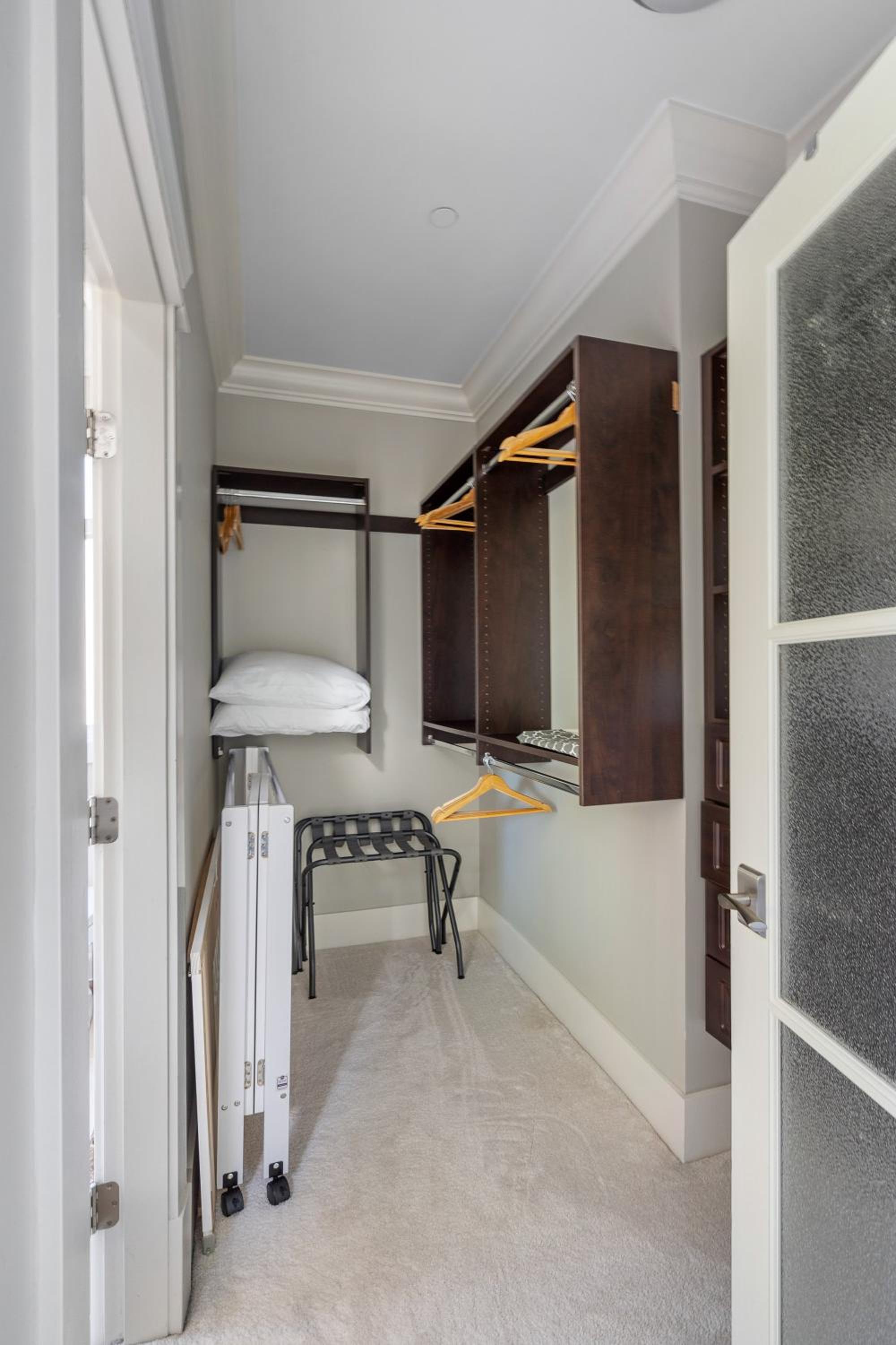Luxurious Multi-Family Home in Vancouver West, 10 Mins Downtown