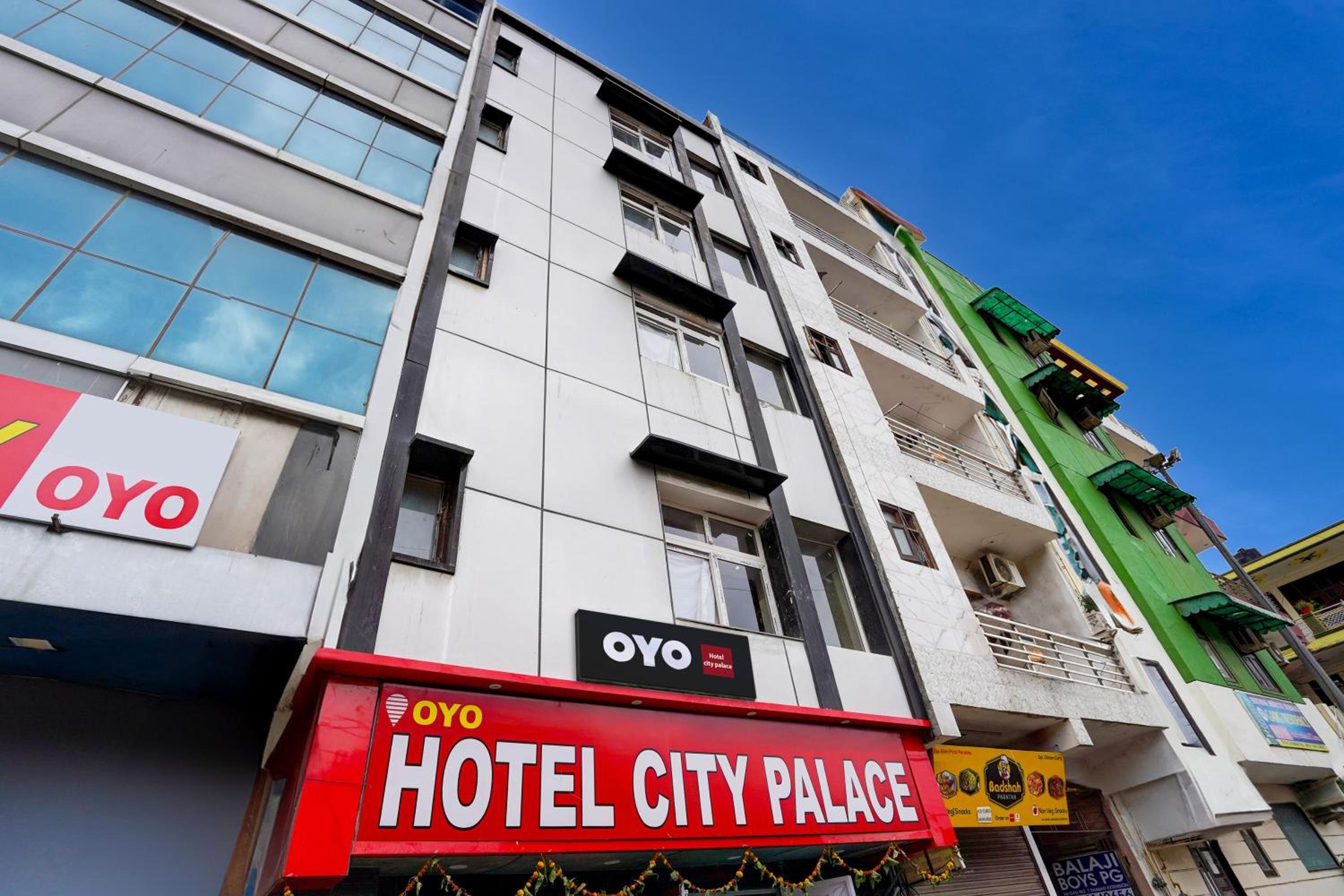 Hotel O City Palace