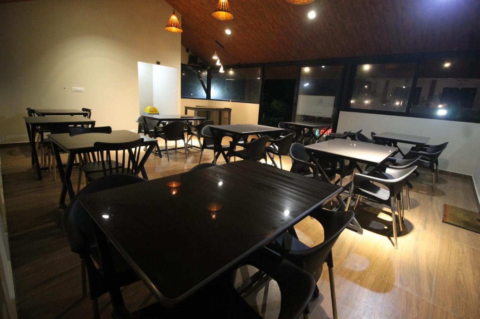 Cleveland Resorts Kanthalloor