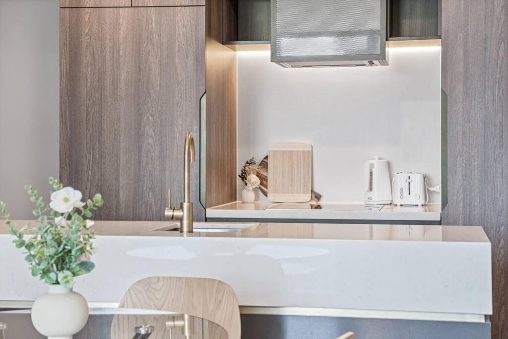 Everly-Luxurious sky homes-2B1B