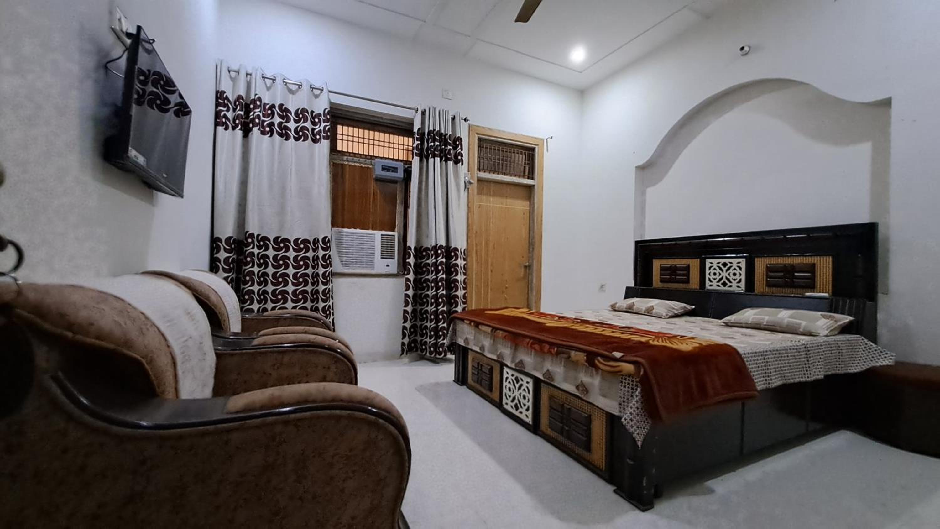 Lord Krishna Home Stay view 5