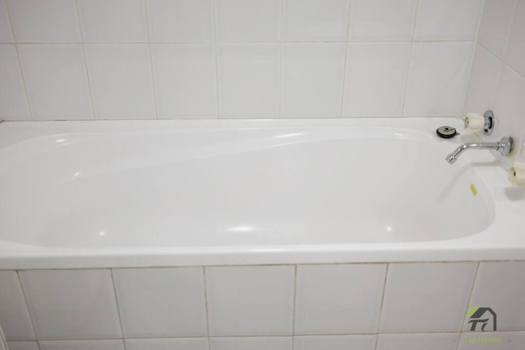Entire 2bed room unit in Chippendale