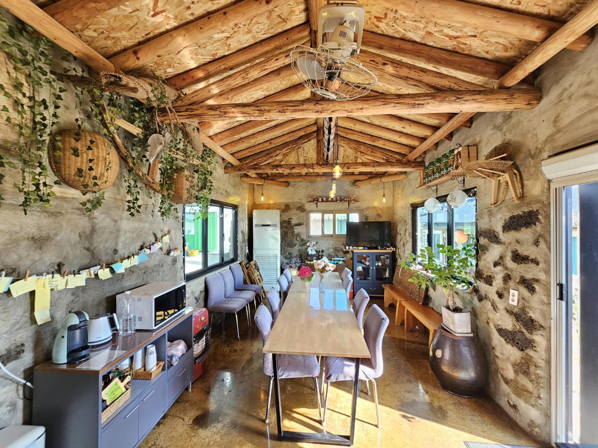Jemibareut Pension